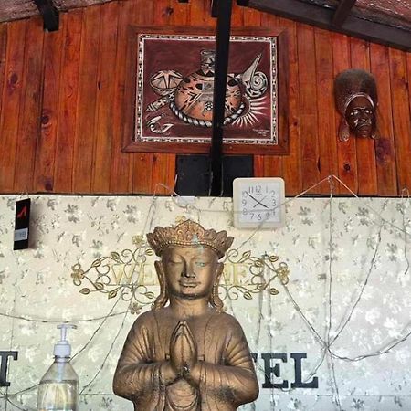 Bluelight Village Hotel Nadi Ngoại thất bức ảnh